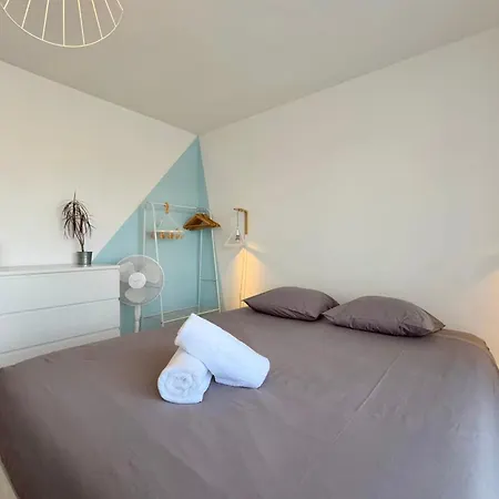 4 Swimming Pool Summer Parking & Superb View! Aix-les-Bains